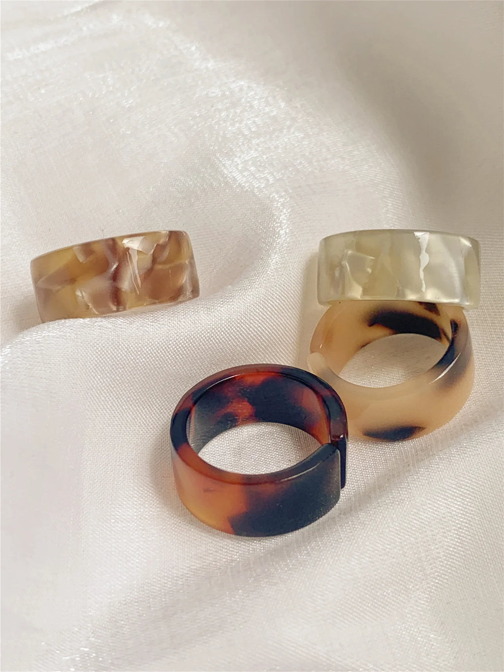 4-piece set of colorful rings