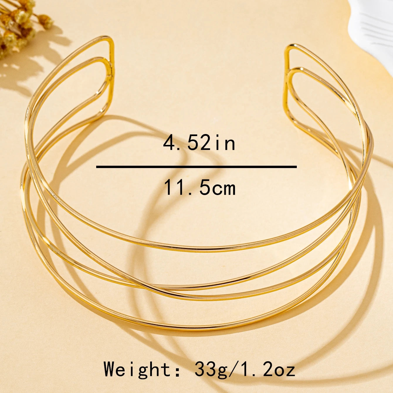 A Women's Necklace