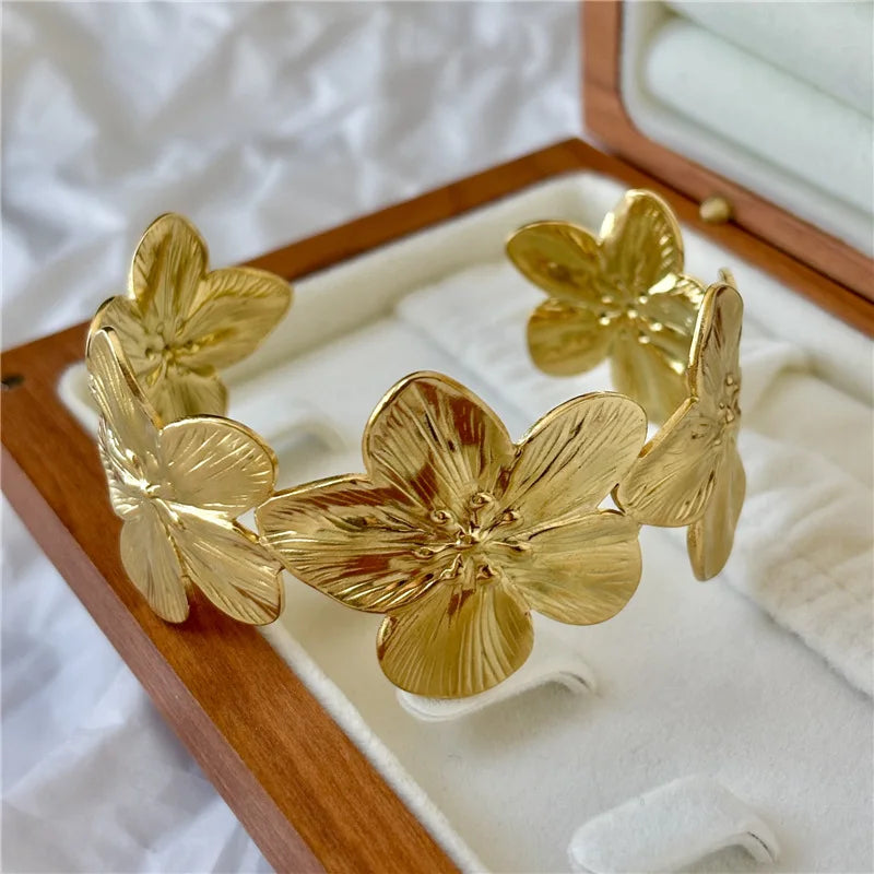 Wide Flower Bracelet