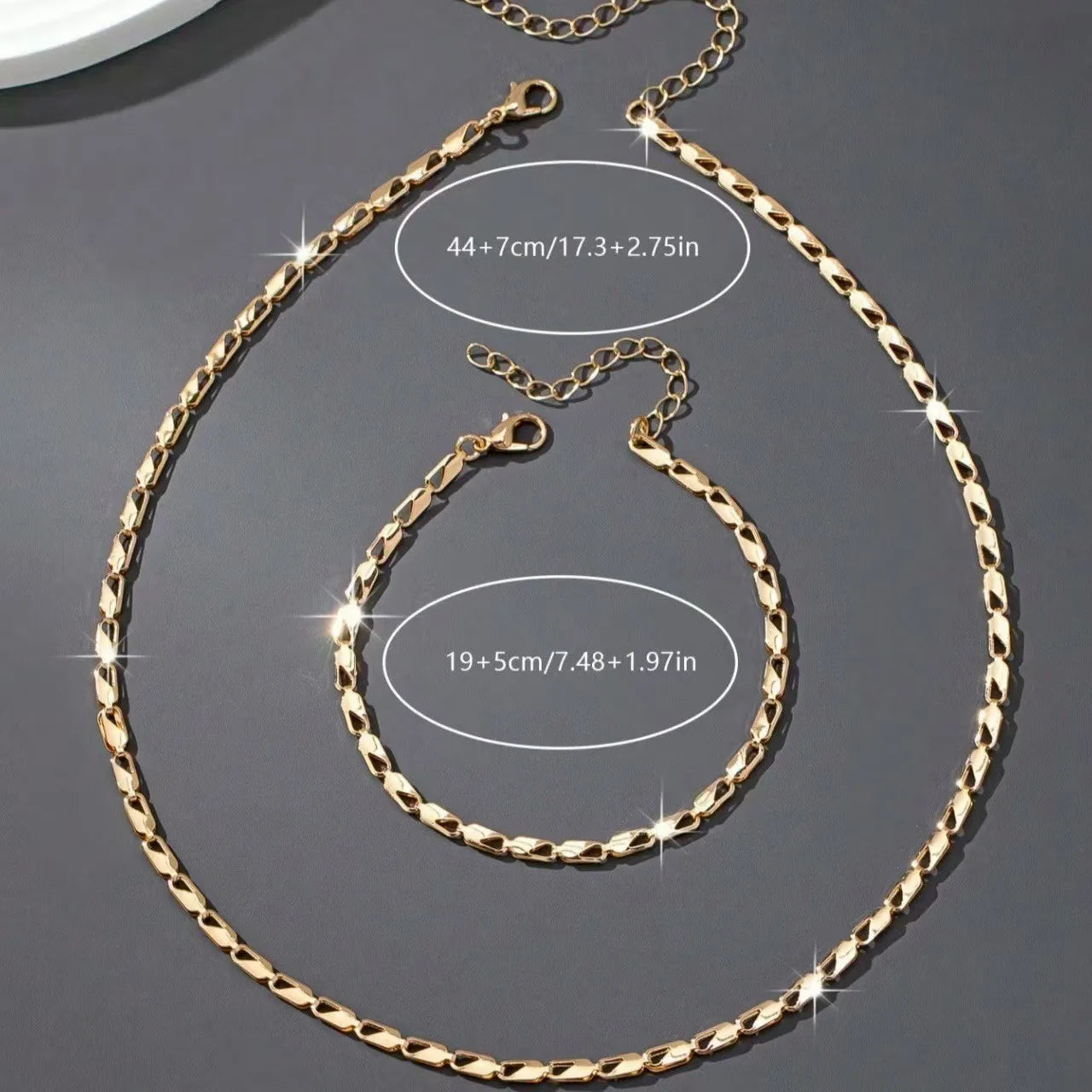Luxurious Women's Necklaces